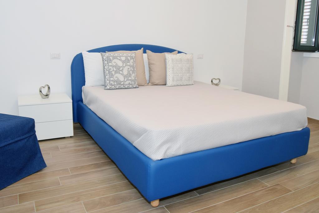 Salerno Prestige Apartment ภายนอก รูปภาพ