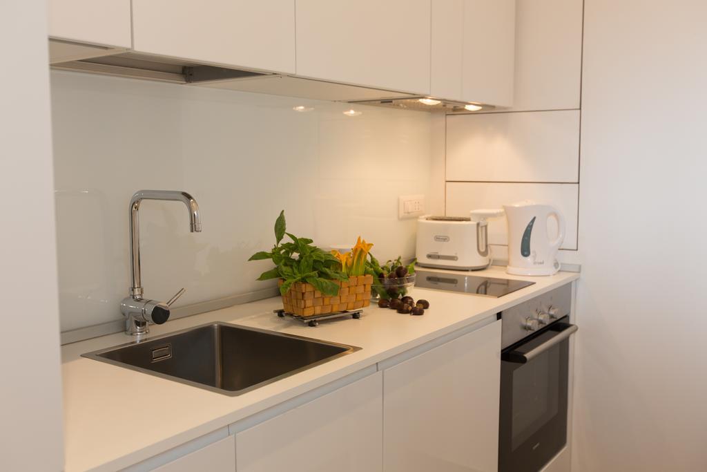 Salerno Prestige Apartment ภายนอก รูปภาพ
